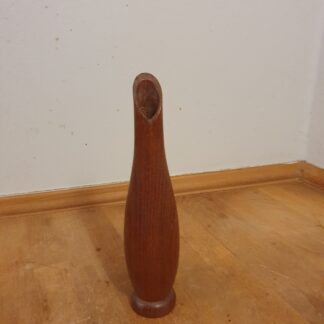 Vase i teaktræ