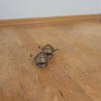 2 små lamper i messing