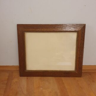 Ramme i træ med glas
