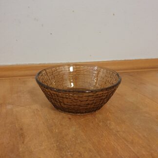 Brun retro glasskål