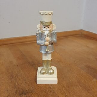 Figur i træ