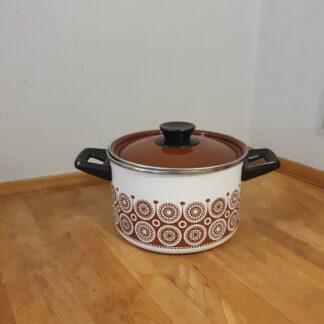 Emalje gryde med låg