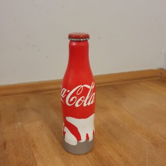 Cola flaske med indhold