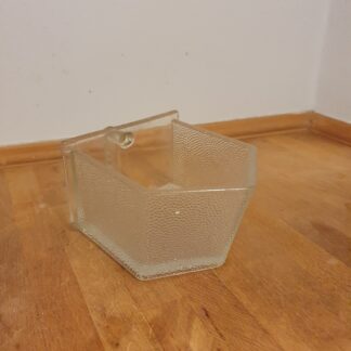 Glasskuffe i materet glas