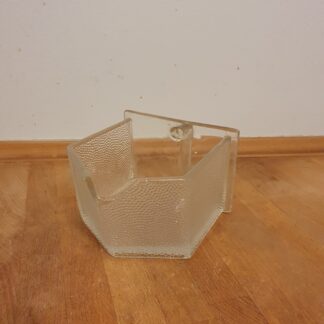 Glasskuffe i materet glas