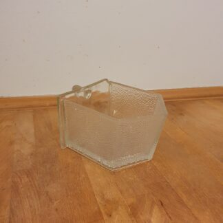 Glasskuffe i materet glas