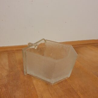 Glasskuffe i materet glas