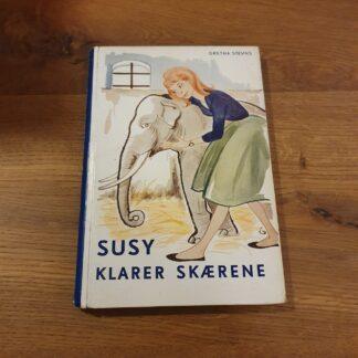 Susy klarer skærene - Gretha Stevns