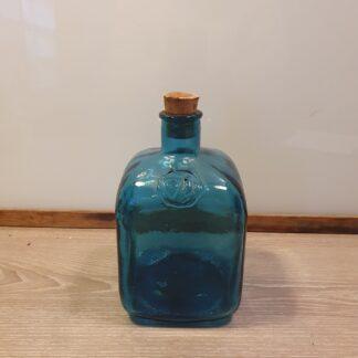 Klukflaske i blåt glas