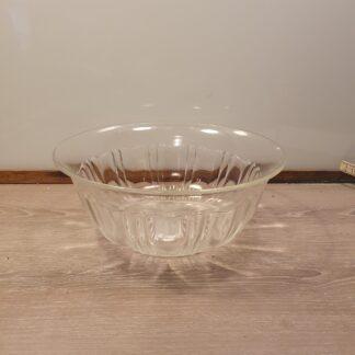 Glas skål med slibninger