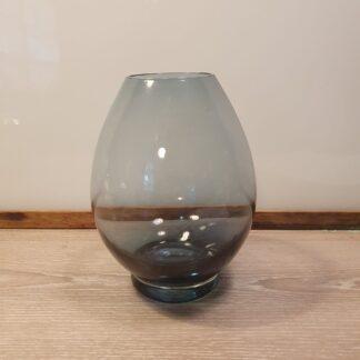 Vase i blåt glas