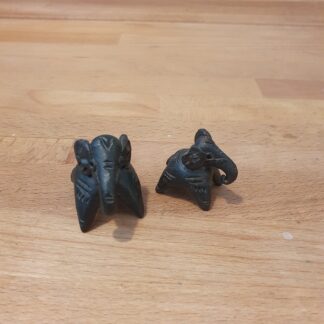 2 stk elefanter i træ