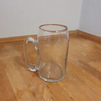 Tykt glas med hank