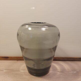 Grå vase