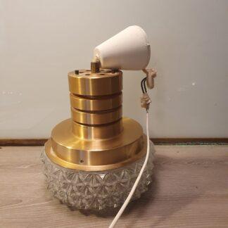 Lampe i messing