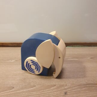 Spare elefant i plastik