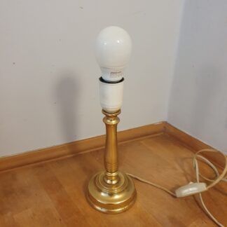 Bordlampe i messing