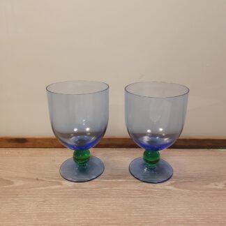 2 blå og grønne glas