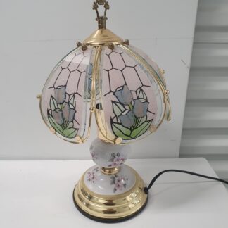 Vintage lampe i glas og messing
