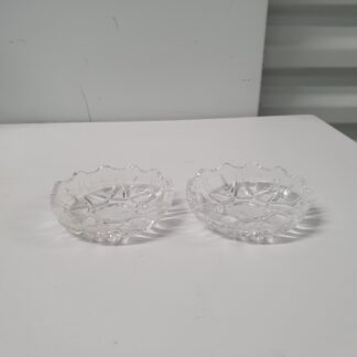 2 små skåle i glas