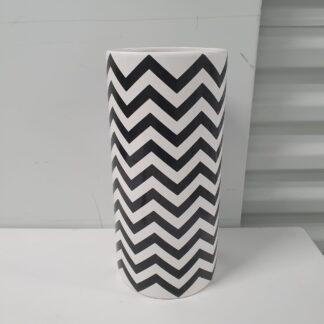 Flerfarvet vase i porcelæn