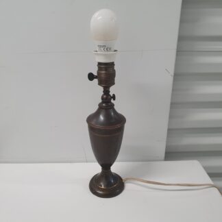 Bordlampe i messing