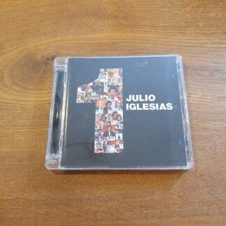 1 - Julio Iglesias