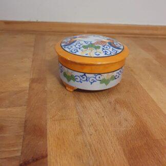 Lågskål i porcelæn
