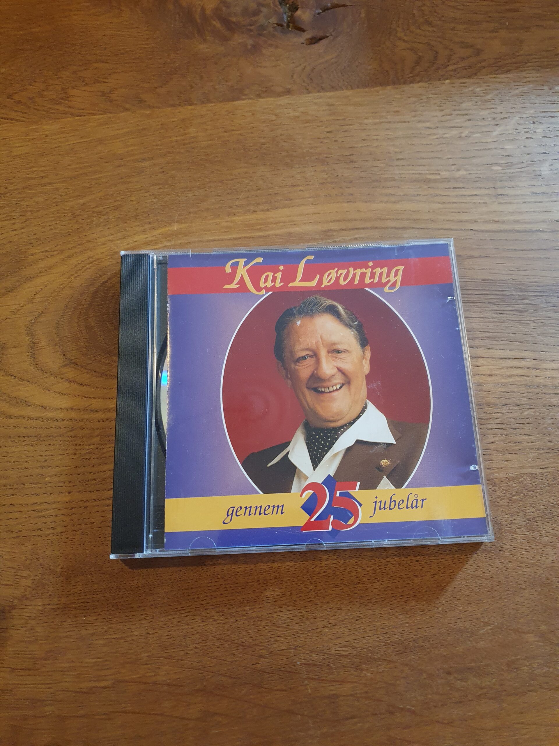 Gennem 25 Jubelår - Kai Løvring