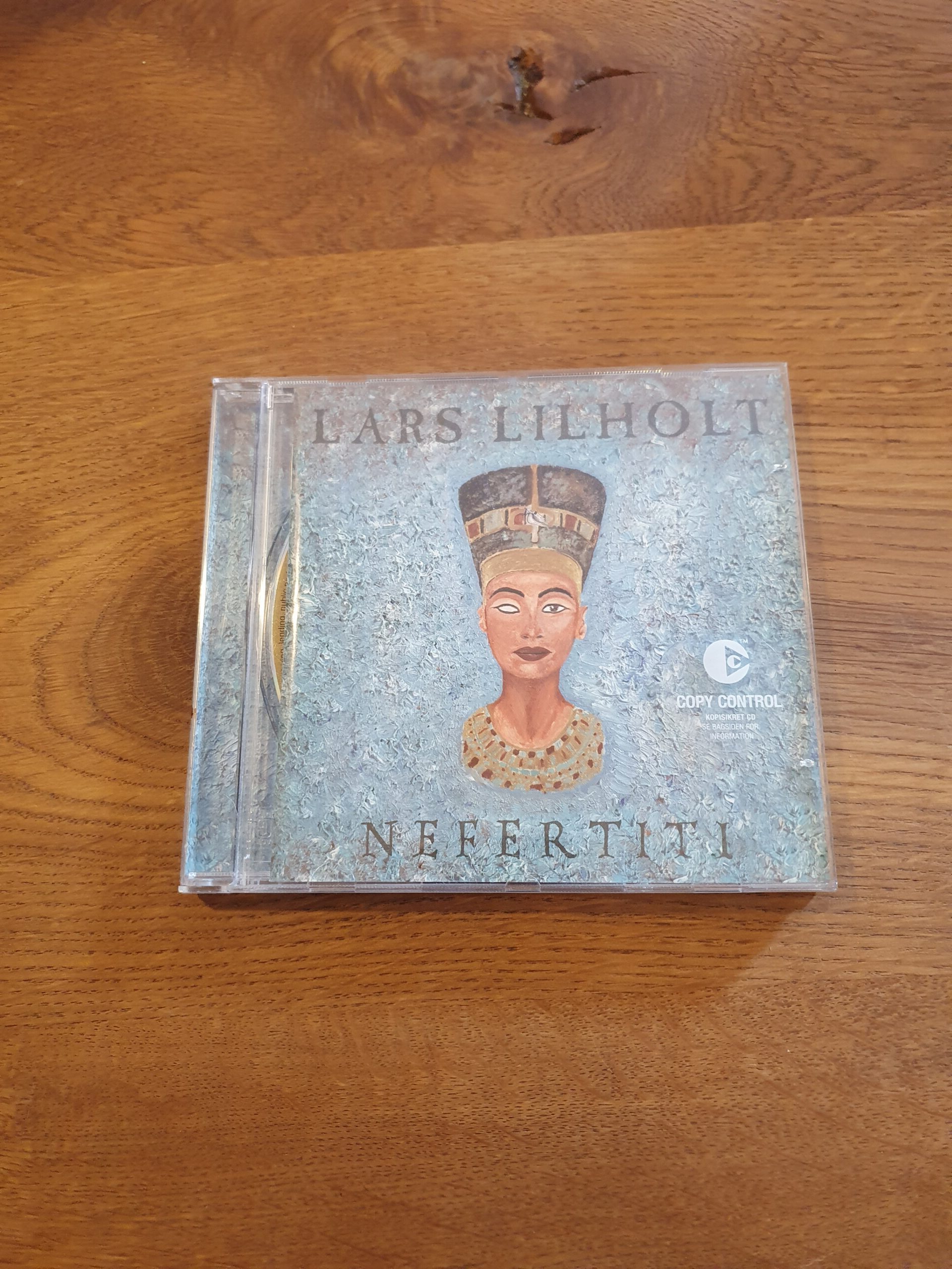Nefertiti - Lars Lilholt