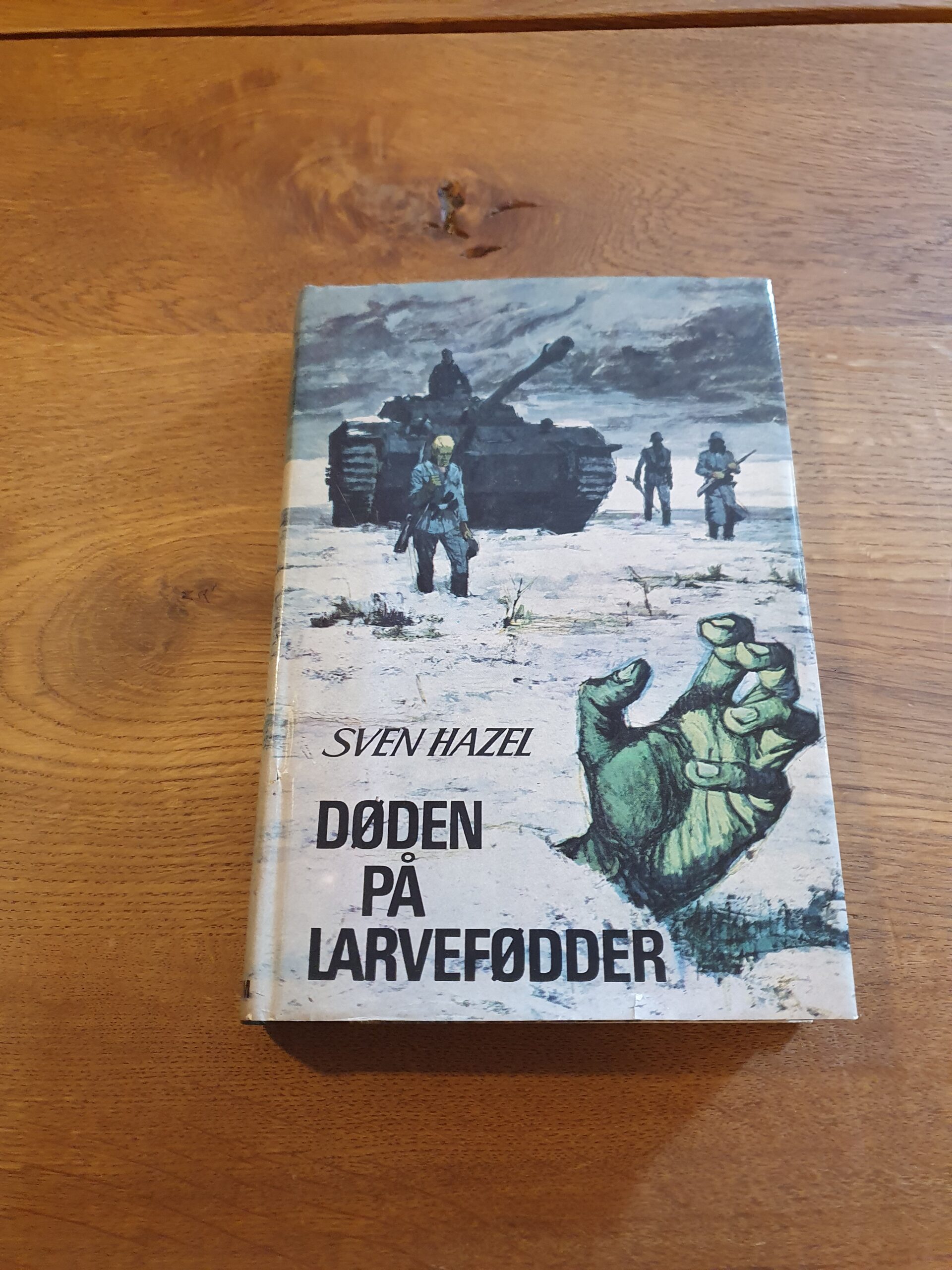 Døden på larvefødder - Sven Hazel