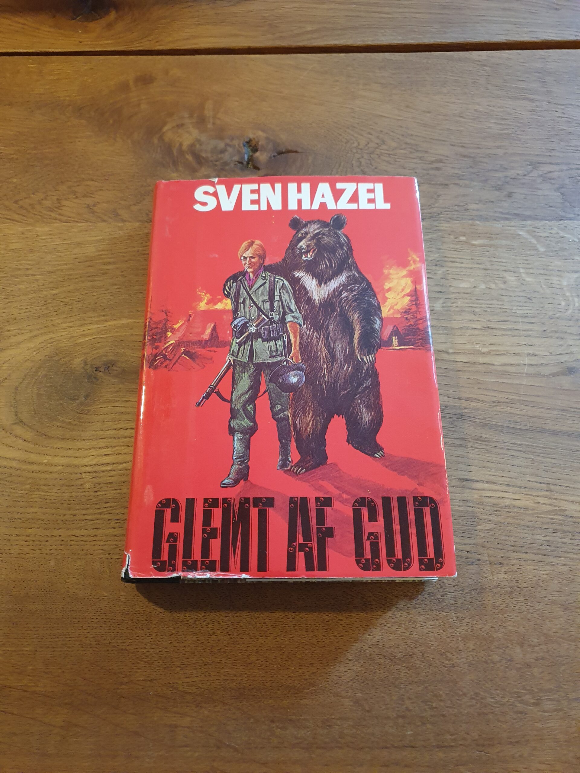 Glemt af Gud - Sven Hazel