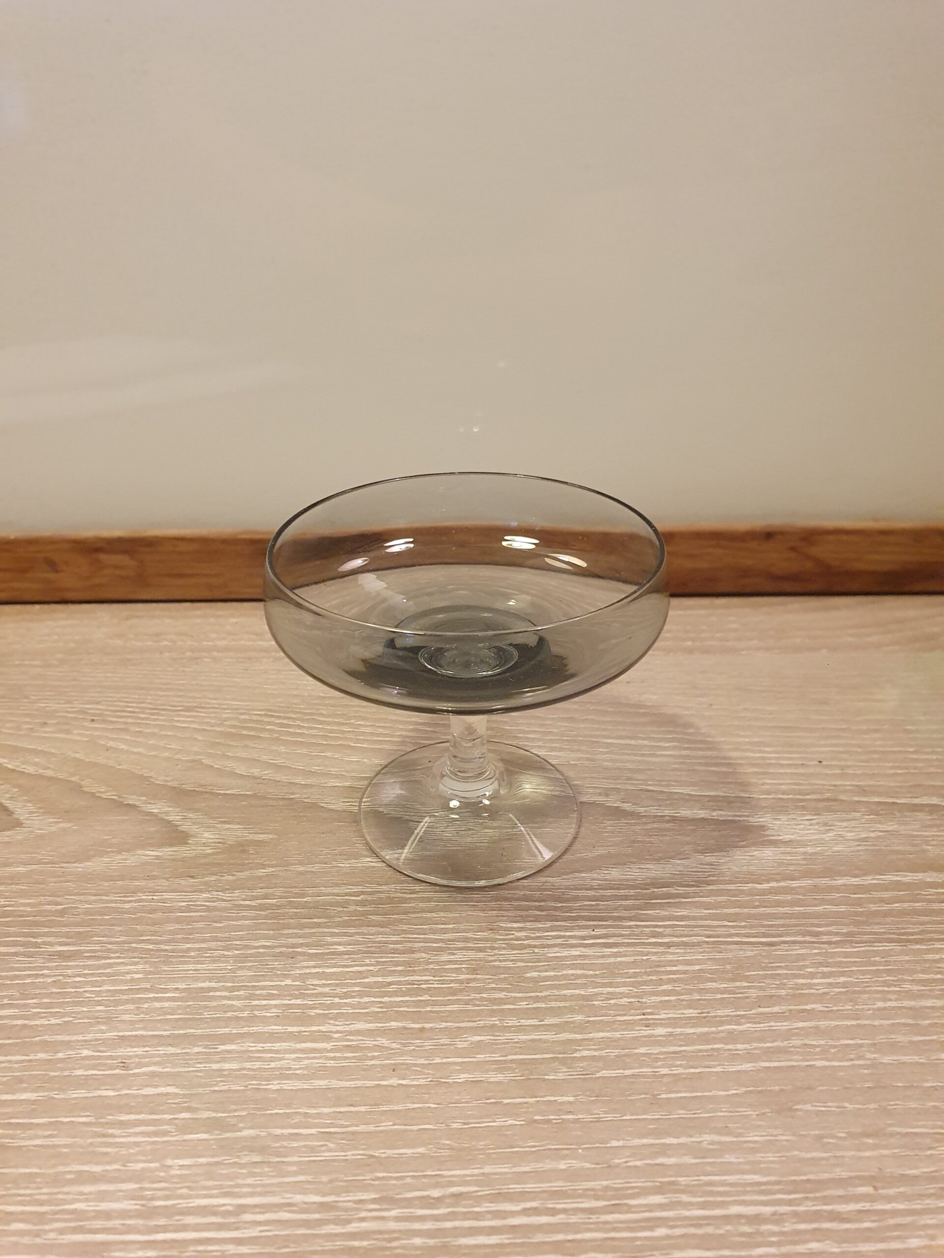 Røgfarvet champagneskåle fra Atlantis