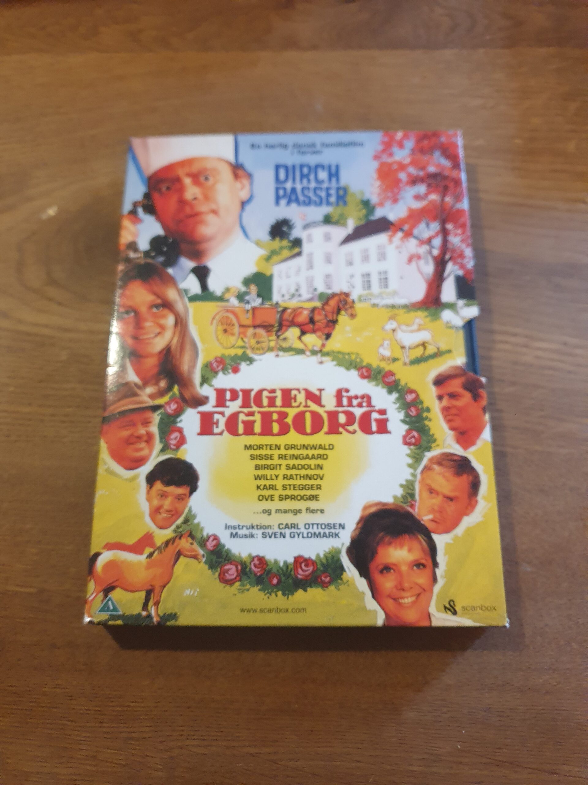 Pigen fra Egborg - Dirch Passer