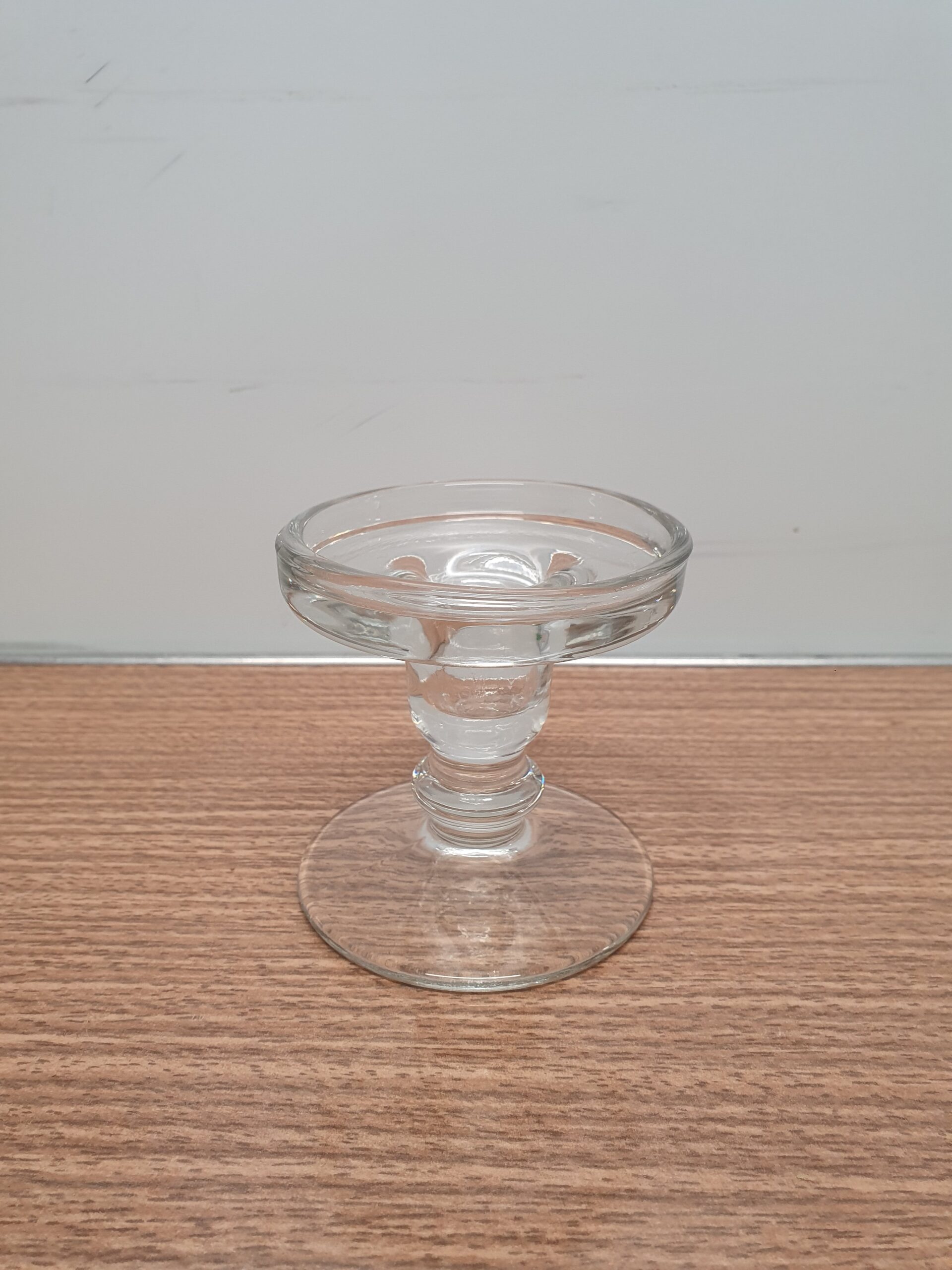 Lysestage i glas