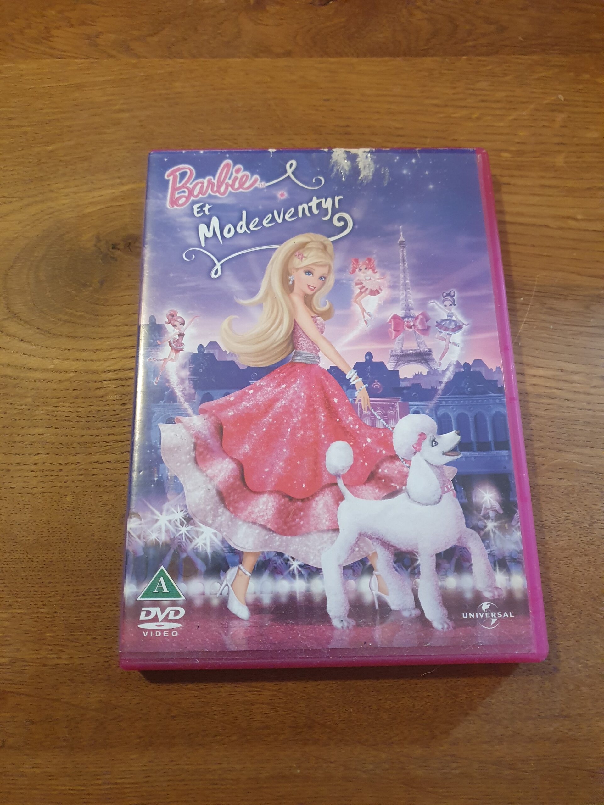 Barbie et modeeventyr